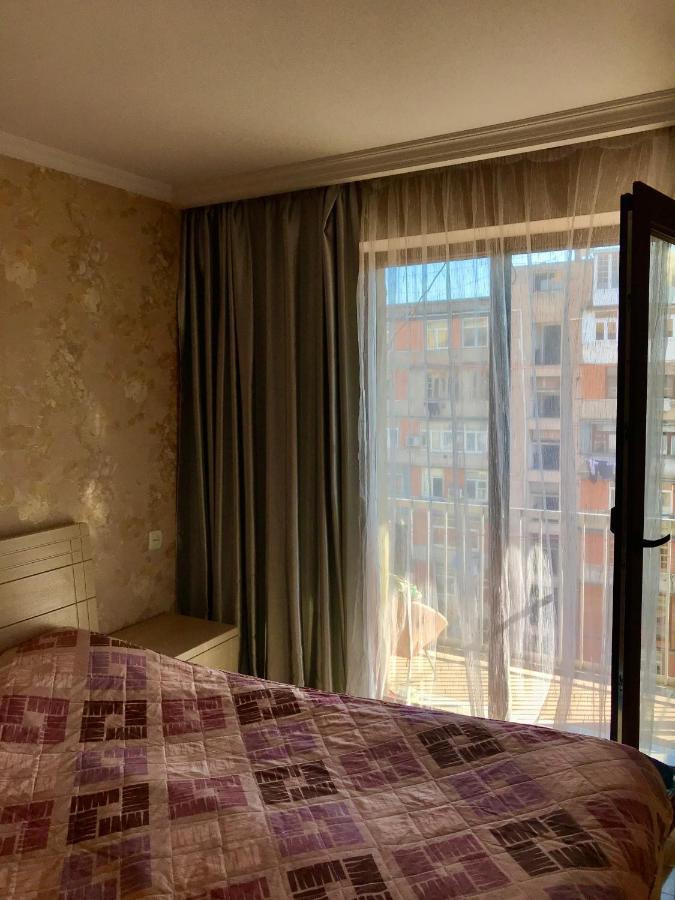 Homee Tbilisi Bagian luar foto